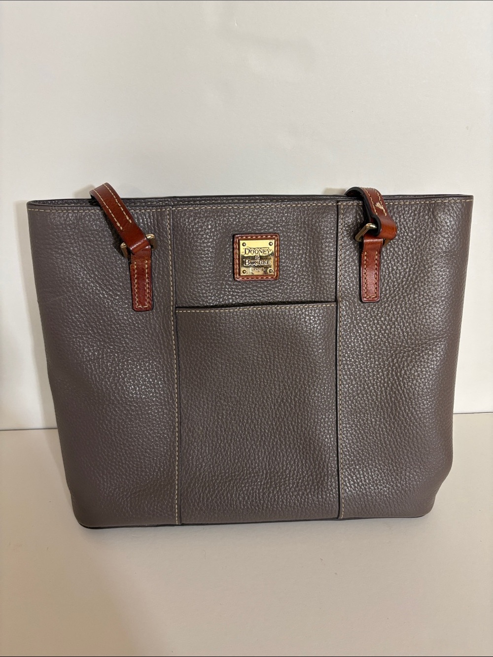 Dooney & Bourke bag